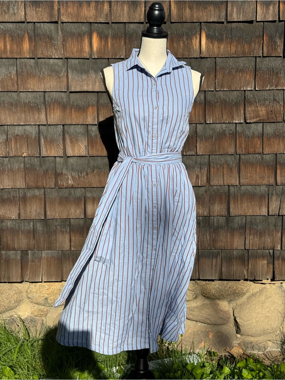 Pact 100% Organic Cotton Lightweight Sleeveless Shirt Dress
Dress
